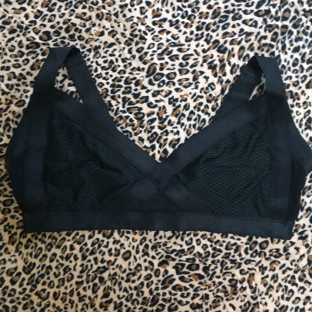 Lorna Jane Sports bra